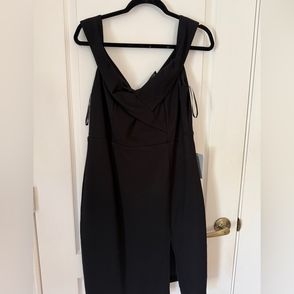 Lulu's Elegant Black Sleeveless Mini Dress